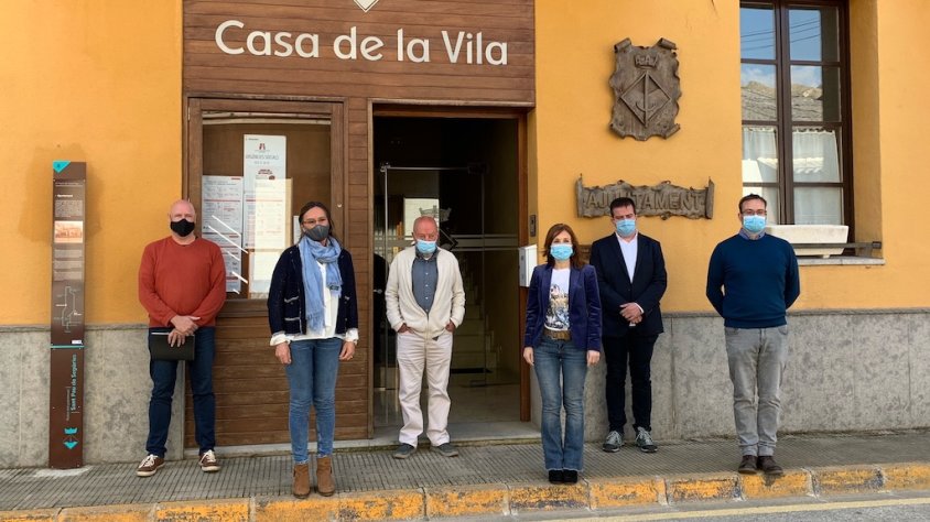Moment de la visita de Maria Àngels Planas a Sant Pau de Segúries