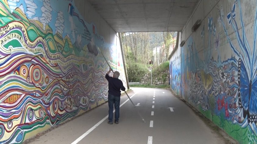 Alabau ha acabat el mural i està treballant en una nova proposta