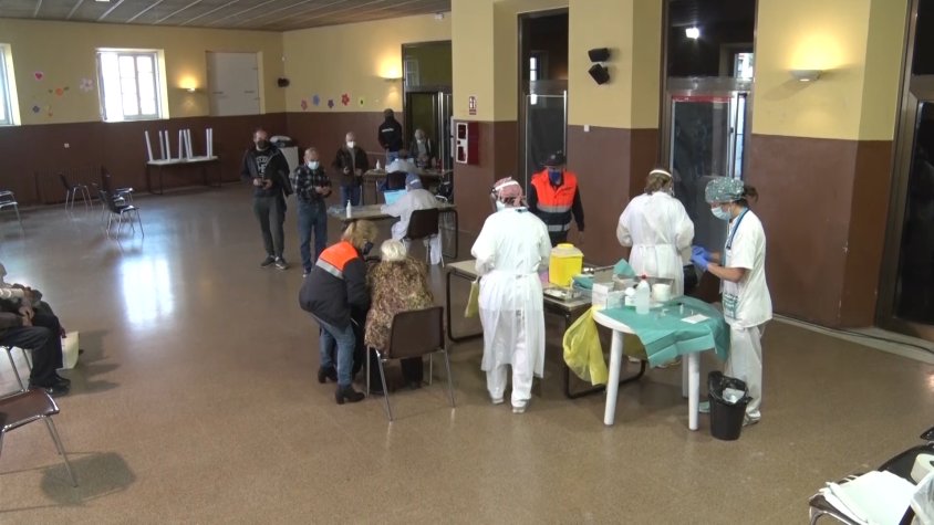 Les 500 dosis que han arribat aquest setmana ja tenen receptor