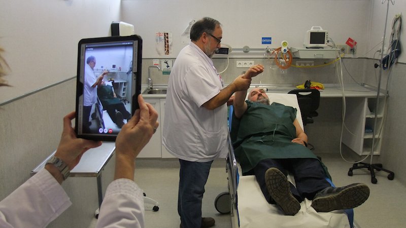 El personal de l'Hospital de Campdevànol ja ha provat el Teleictus