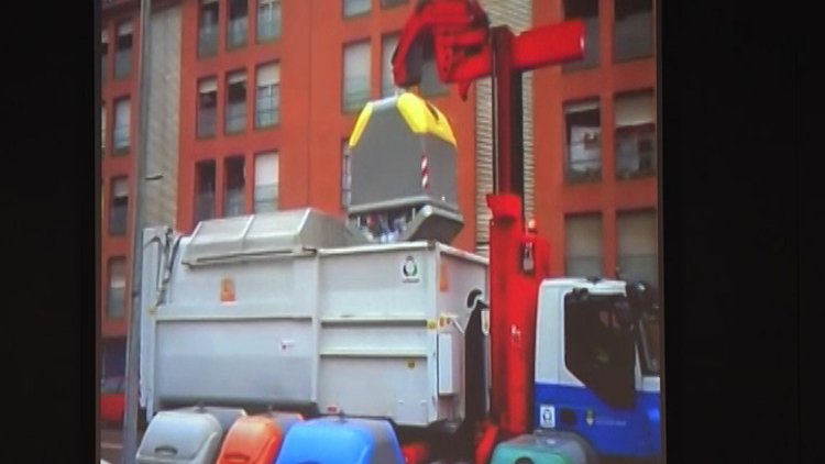 A la xerrada informativa s'ha explicat com funcionarà el nou sistema de recollida de residus