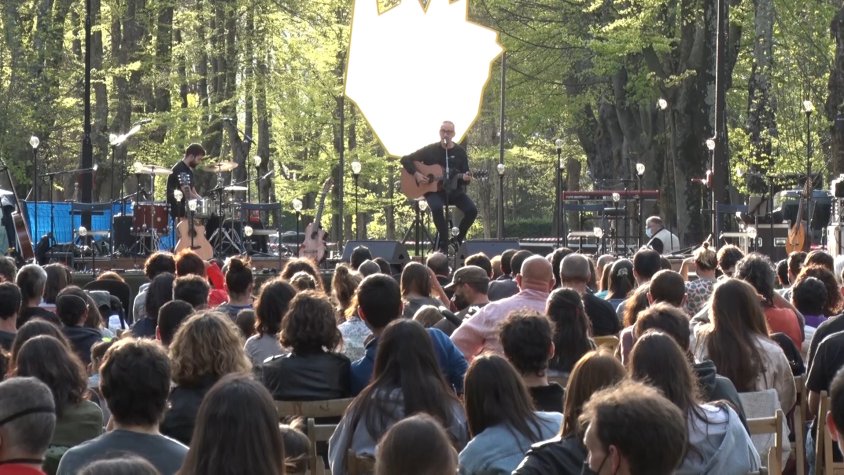 Durant l'actuació que va protagonitzar Xavi Sarrià en el Festival Microclima de Camprodon