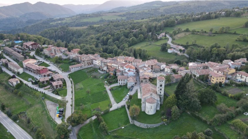 Les votacions es poden fer de manera presencial a l'ajuntament o via telemàtica