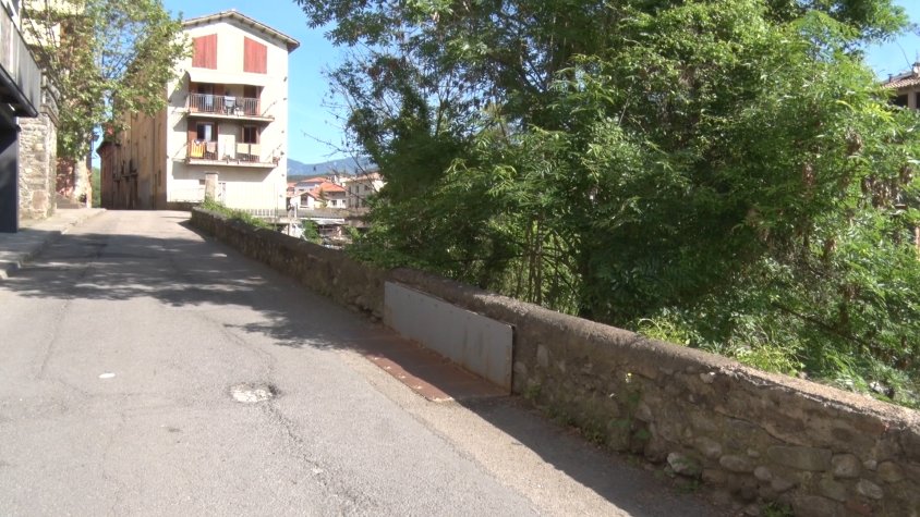 Una de les zones és al raval de la Carretera de Barcelona