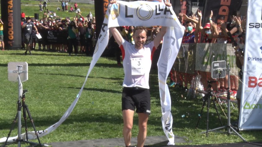 Stian Angermund en el moment d'arribar a la línia de meta