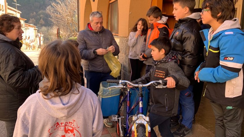 Es van fer actuacions, en el primer curs, en escoles com L'Esquirol d'Ogassa