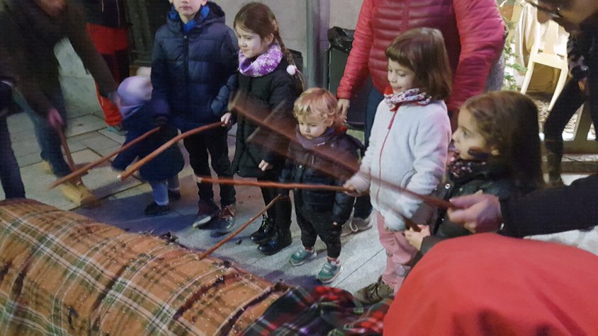 Els infants han pogut participar en dues cagades populars