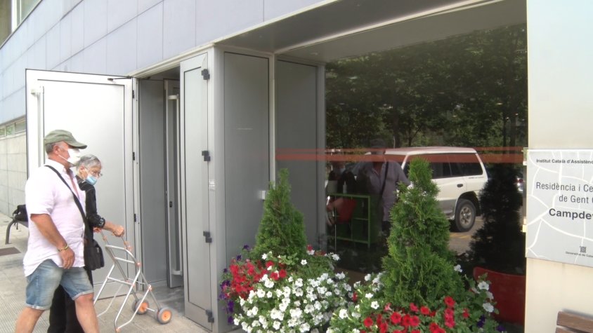 S'apliquen noves mesures per aplicar els contagis dins els centres