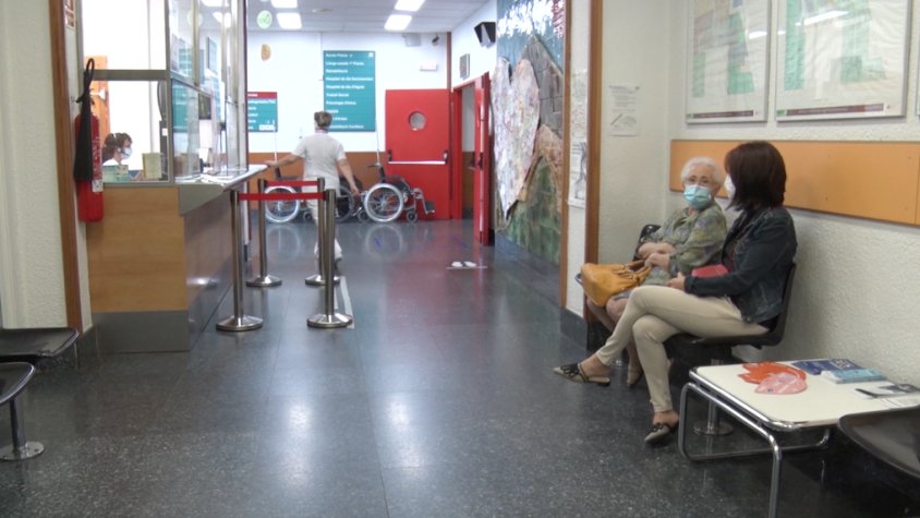 Es continua demanant prudència i seguir la campanya de vacunació