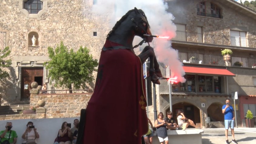 El cavall va tornar a sortir als carrers amb el foc entre les dents