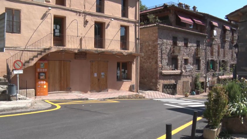 Els membres creuen que actualment el poble ofereix una imatge «decadent»