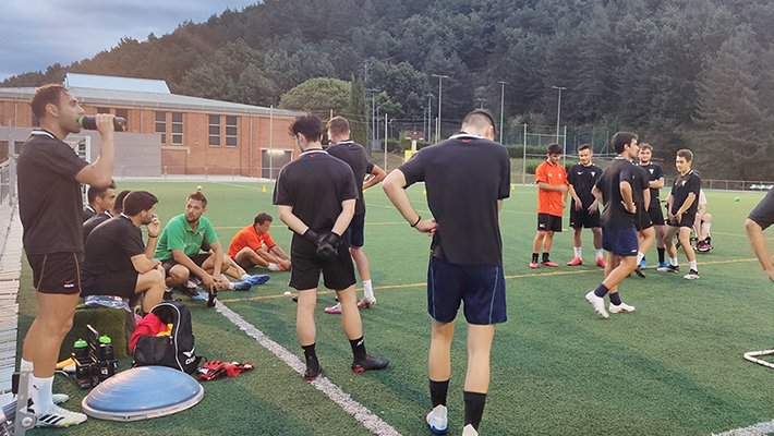 La UE Campdevànol va iniciar aquest dimarts els entrenaments de pretemporada