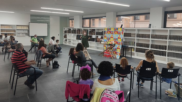 L'hora del conte anava dedicada a les normes de circulació