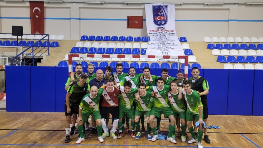 L'Escola Futbol Sala Ripoll a la pista on s'està disputant la FEF Champions League aquests dies a Turquia