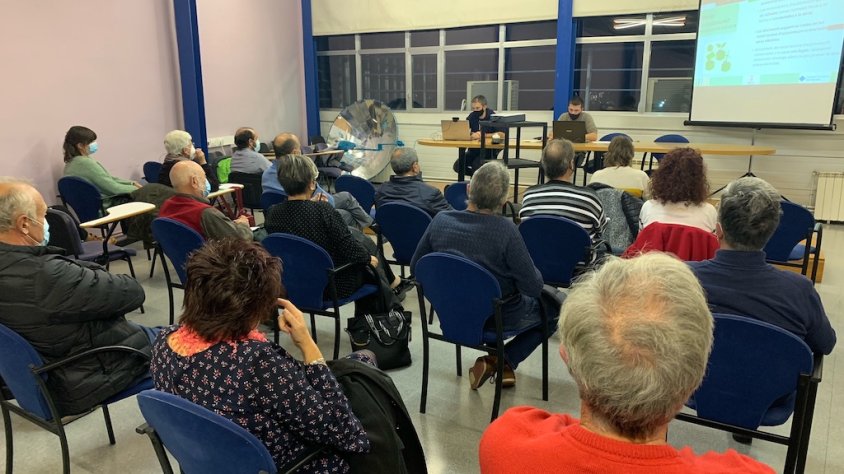 La xerrada es va celebrar en format presencial i telemàtic
