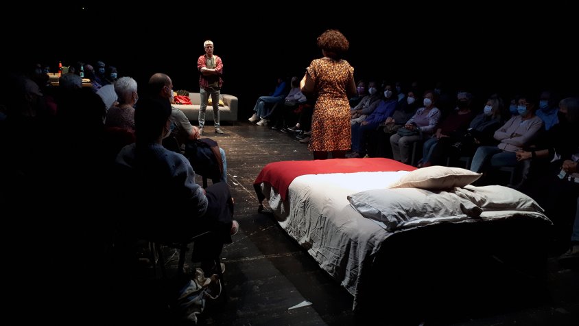 Una cinquantena de persones han gaudit de la representació d''Elna i Daniel'