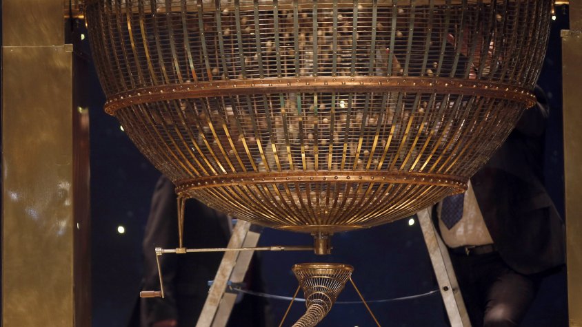 Un dels bombos de la rifa de Nadal