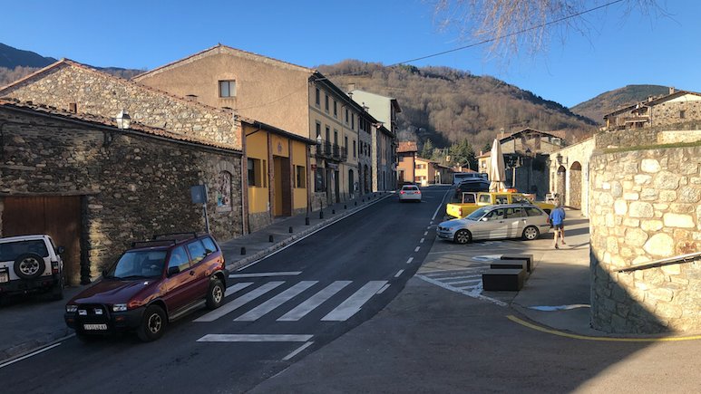 La carretera que travessa Llanars és un dels punts crítics de la comarca