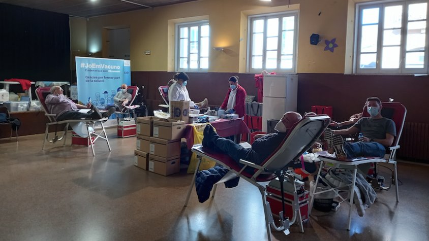 Donació de sang a la Sala Eudald Graells de Ripoll
