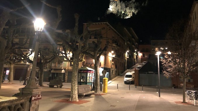 Punts de llum en horari nocturn a Ribes de Freser | Jordi Altesa
