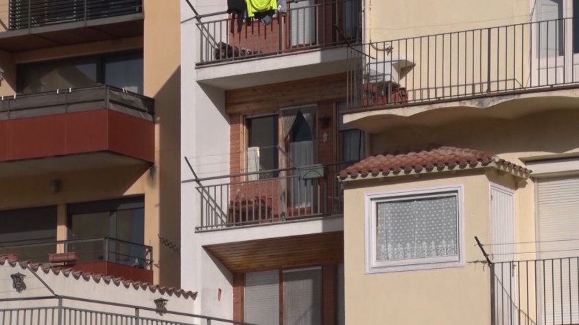 Habitatges adjacents del municipi ripollès