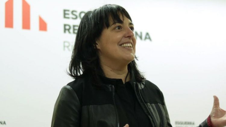 Chantal Pérez, en el moment de ser proclamada candidata a l’alcaldia de Ripoll