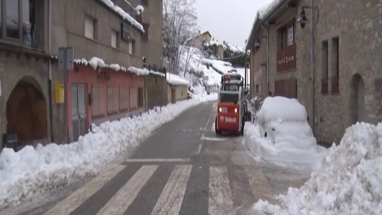La neu pot fer acte de presència a totes les cotes del Ripollès aquest dimecres