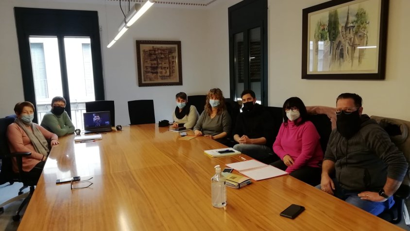 Foto de la trobada d'urgència de la Taula d'Inclusió del Ripollès