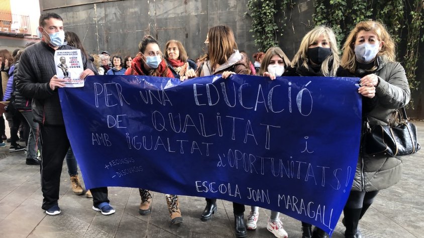 La concentració ha començat a la Lira i ha acabat a la plaça de l'Ajuntament