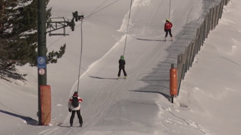 Telearrossegador d'una de les pistes de Vall de Núria