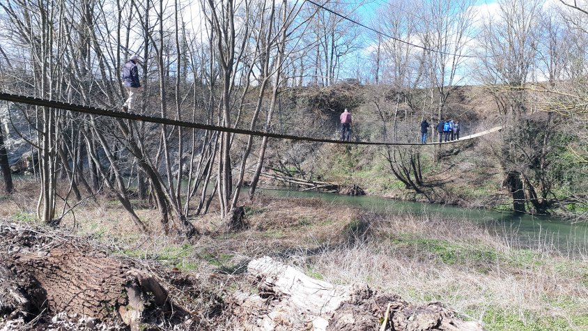 Algunes persones ja han passat per la palanca de la Batllia