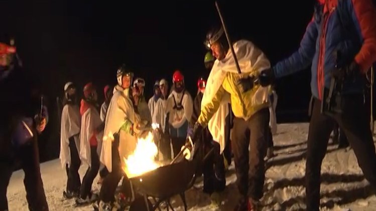 La baixada de torxes va ser un dels punts àlgids de la Nit del Papu