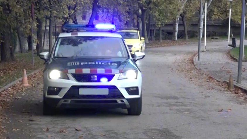 Un cotxe de Mossos a Ripoll