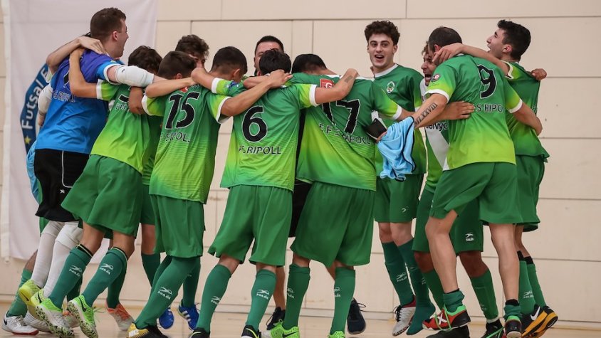Els ripollesos quan es van proclamar campions de Catalunya el 2021