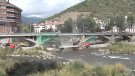 Recta final de les obres del pont del tren a Ripoll