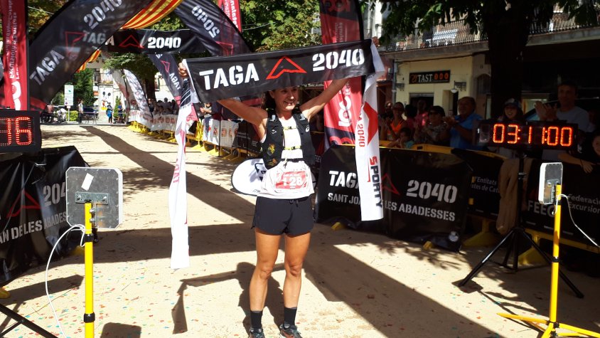 Núria Gil, campiona de Catalunya d'aquest 2022, després de guanyar la Taga 2040 Evo