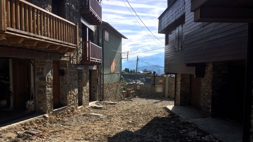 Les obres de millora del carrer Major de Planès duraran de 4 a 5 mesos