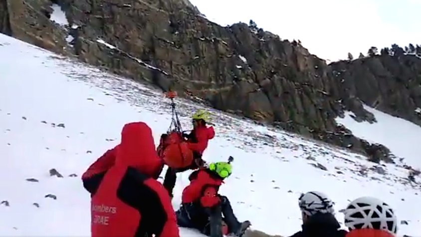 El moment del rescat va ser gravat pels bombers