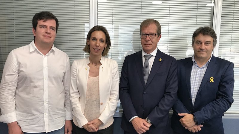 Reca Vidiella amb la consellera Àngels Chacón i els alcaldes de Campdevànol i Ripoll el mes de juny