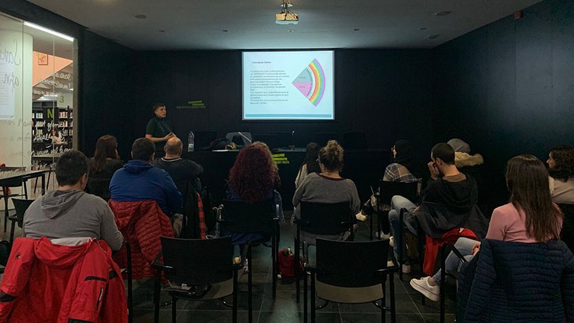 Itziar Coma va guiar el taller sobre gènere i sexualitat