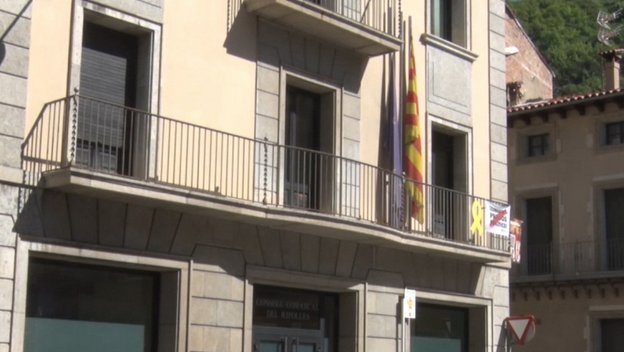 Façana del Consorci de Benestar Social a l'edifici del Consell Comarcal