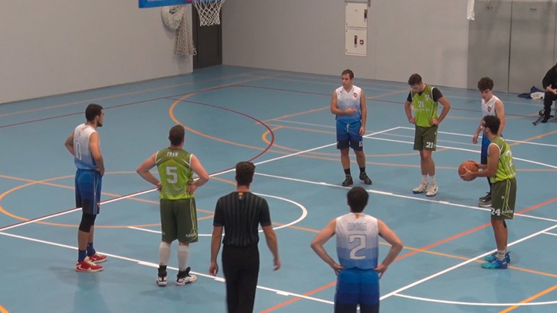 El partit es va disputar al Mercè Guix, a Campdevànol