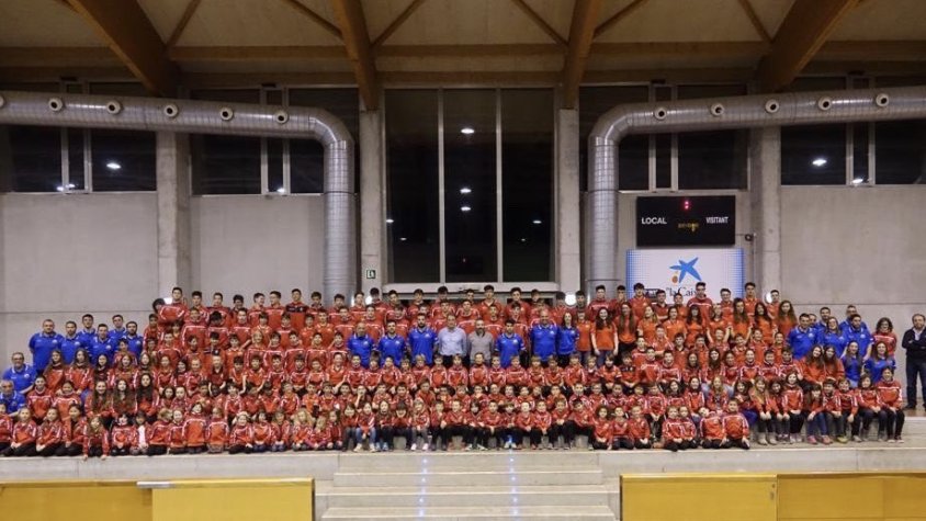 Foto de família de totes les seccions de la FEC Vall del Ter