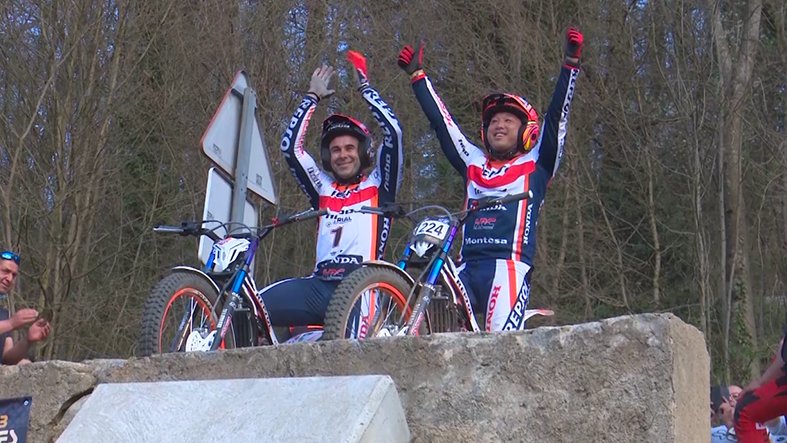 Toni Bou i Takahisa Fujinami en l'exhibició del 50è aniversari dels 3DTS