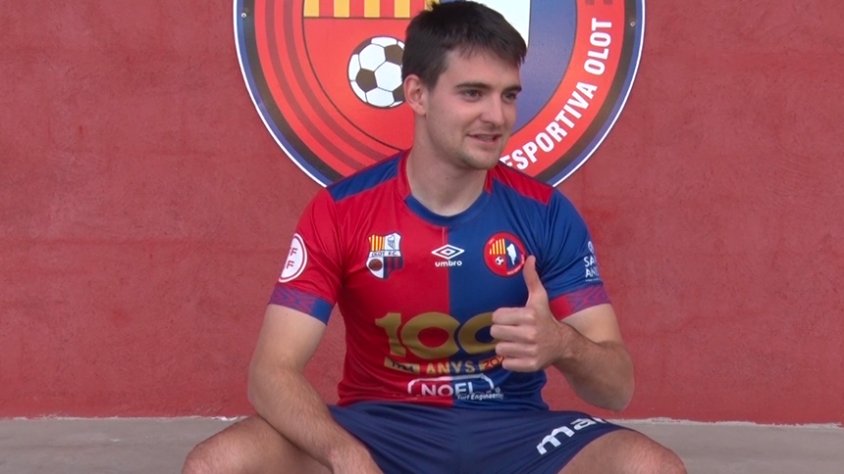 Lluís Aspar en la presentació amb l'Olot