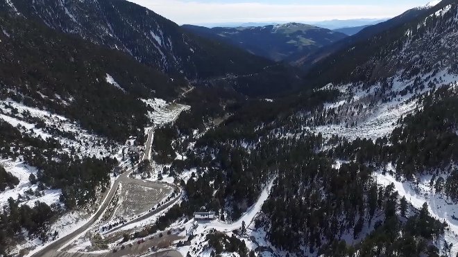 Accés a l’estació de Vallter a vista d’ocell