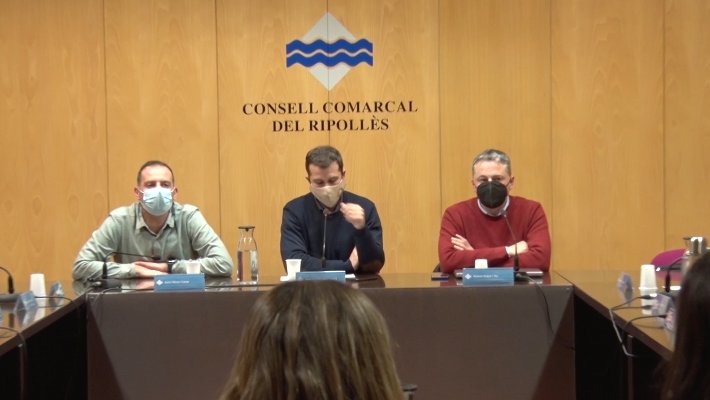 Enric Pérez, Joaquim Colomer i Ramon Roqué en un ple del Consell Comarcal