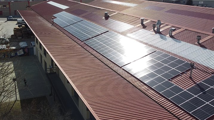 Plaques instal·lades al taller de la Fundació MAP