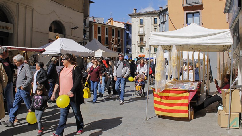 El bon temps ha fet que la Fira de les 40 hores sigui un èxit rotund