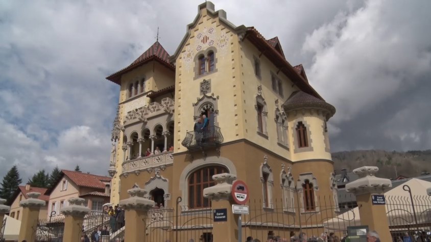 Els ciutadans de Camprodon van poder visitar a l'edifici Can Roig el dissabte, dia de la reinauguració de la finca un cop restaurada